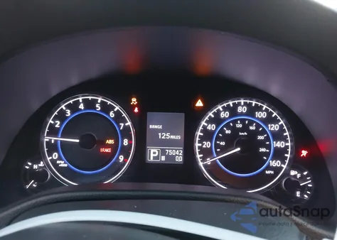 2014 Infiniti Q60 z USA, uszkodzony, nr VIN JN1CV6FE3EM901340